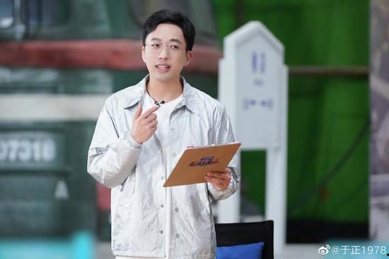 娱乐吃瓜于正,娱乐界的“吃瓜”达人，揭秘娱乐圈幕后故事